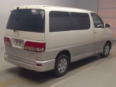 Toyota HIACE REGIUS