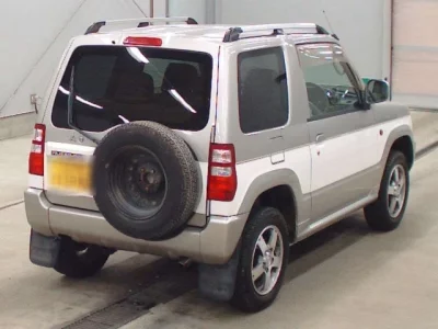 Mitsubishi PAJERO MINI