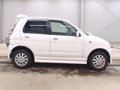 Daihatsu TERIOS KID