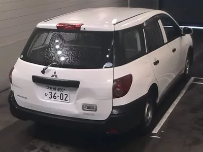 Mitsubishi LANCER VAN
