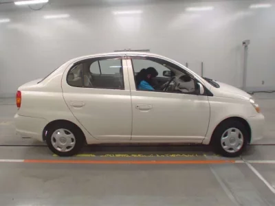 Toyota PLATZ
