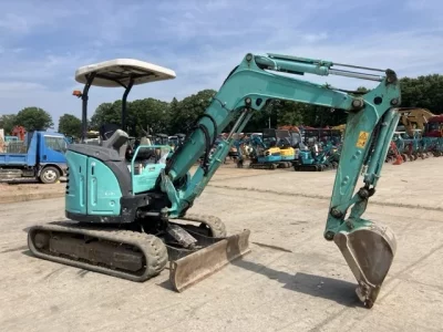 YANMAR VIO30-6