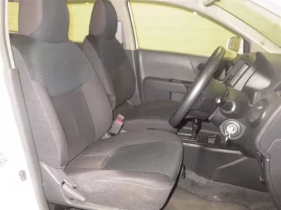 Mitsubishi LANCER VAN