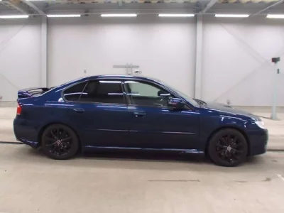 Subaru LEGACY B4