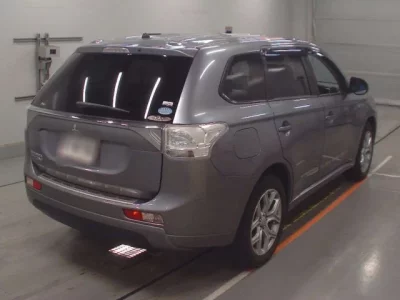 Mitsubishi OUTLANDER PHEV