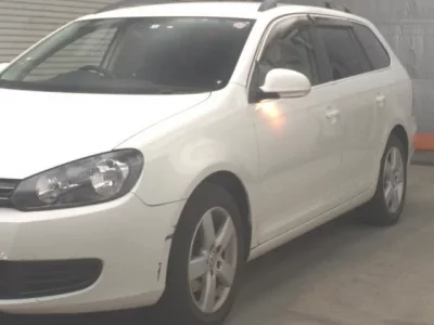 Volkswagen GOLF VARIANT