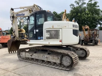 KOMATSU PC228US-3T3