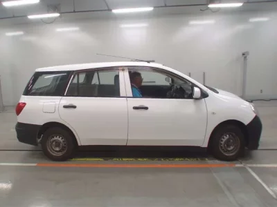 Nissan AD