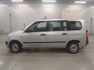 Toyota SUCCEED