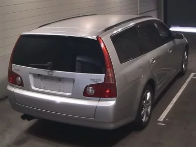 Nissan STAGEA