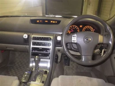 Nissan STAGEA