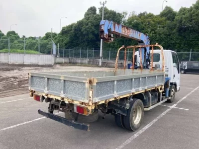 Isuzu ELF