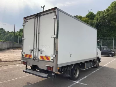 Isuzu ELF
