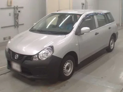 Nissan AD