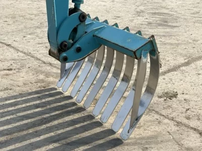 KUBOTA U-008
