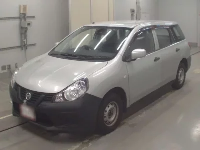 Nissan AD
