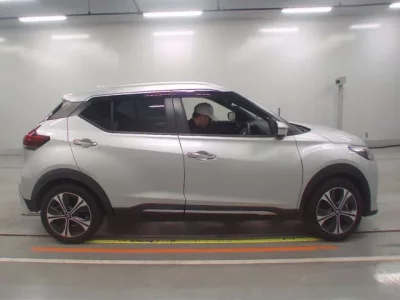 Nissan KIX