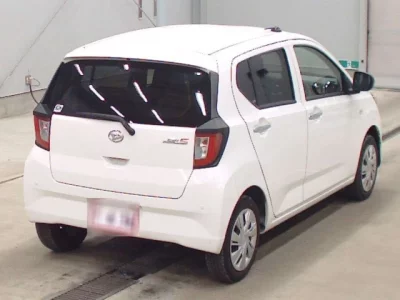 Daihatsu MIRA E S