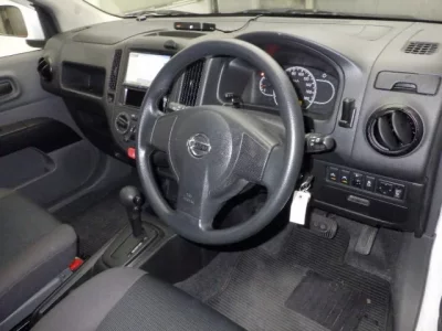 Nissan AD