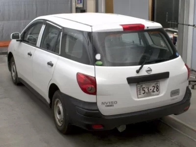 Nissan AD