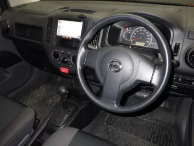 Nissan AD