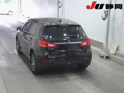 Mitsubishi RVR