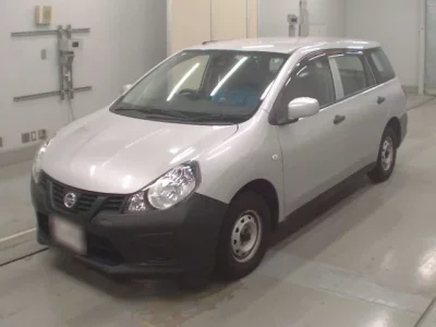 Nissan AD