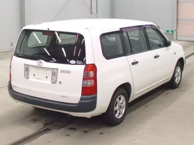 Toyota SUCCEED