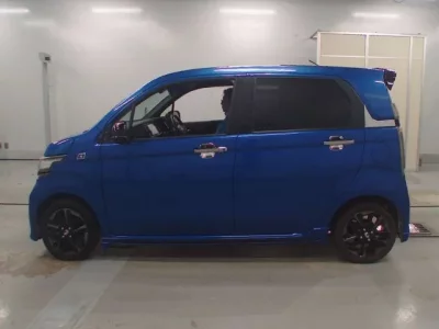 Honda N WGN