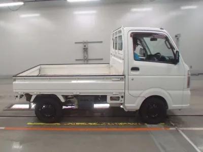Nissan CLIPPER TRUCK