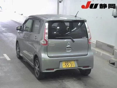 Mitsubishi EK CUSTOM