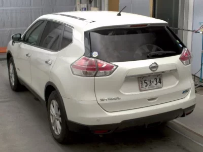 Nissan X-TRAIL