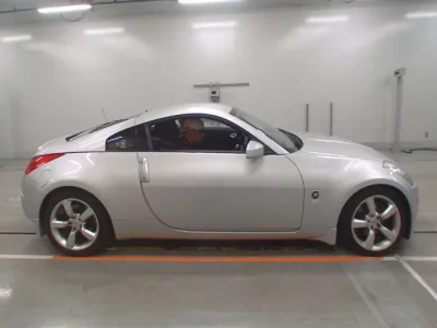 Nissan FAIRLADYZ