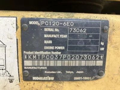 KOMATSU PC120-6E0