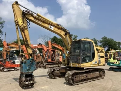 KOMATSU PC120-6E0