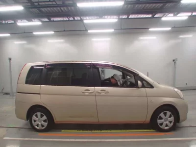Toyota ISIS