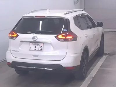 Nissan X-TRAIL