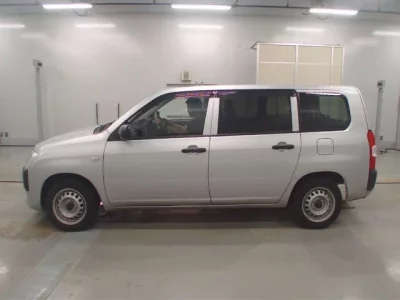 Toyota SUCCEED