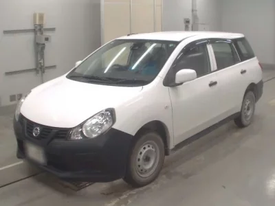 Nissan AD