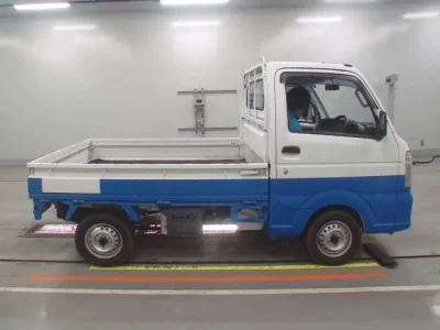 Nissan CLIPPER TRUCK