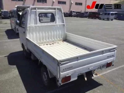 Mitsubishi MINICAB TRUCK