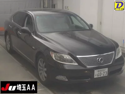 Lexus LS