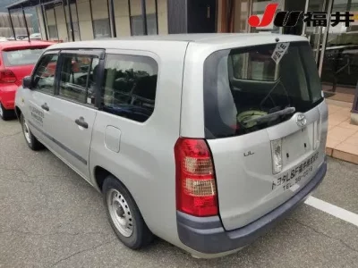 Toyota SUCCEED