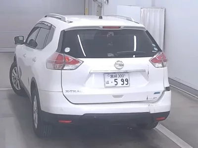 Nissan X-TRAIL