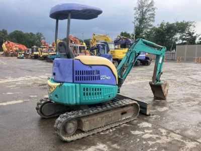 KOMATSU PC20MR-1