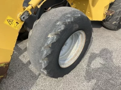 KOMATSU WA40-6N0