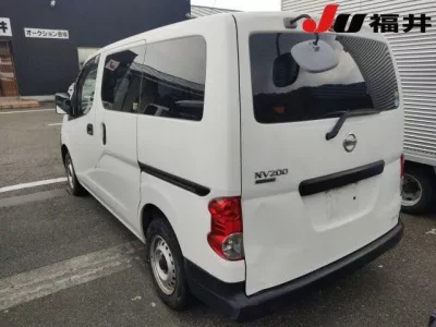 Nissan NV200