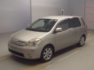 Toyota RAUM