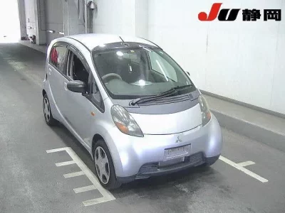 Mitsubishi I