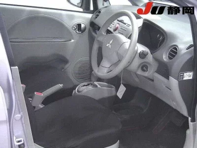 Mitsubishi I